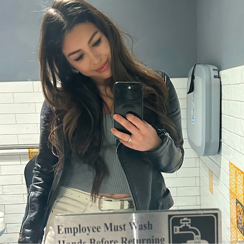 Meet your Posher, Jessica